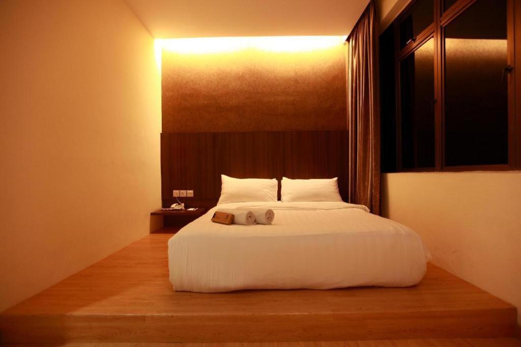 Starz Hotel Клуанг Экстерьер фото