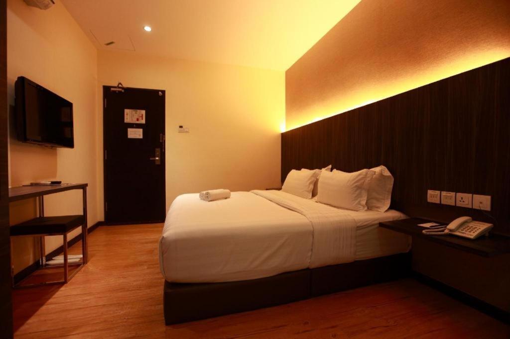 Starz Hotel Клуанг Экстерьер фото