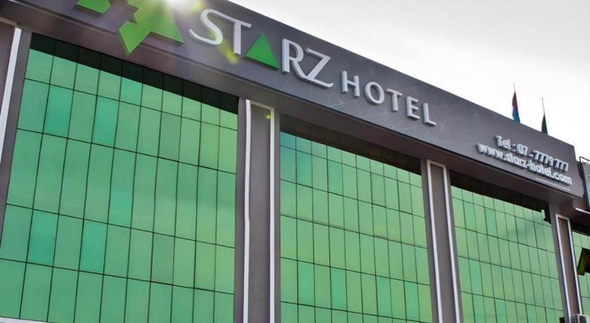 Starz Hotel Клуанг Экстерьер фото