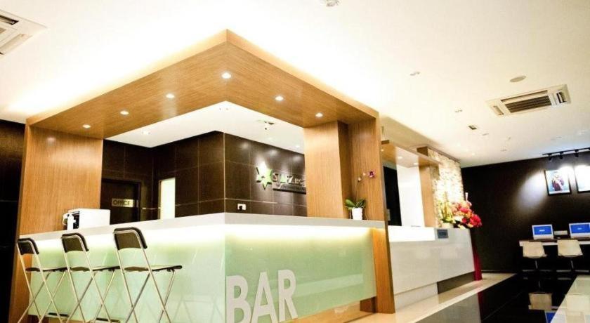 Starz Hotel Клуанг Экстерьер фото